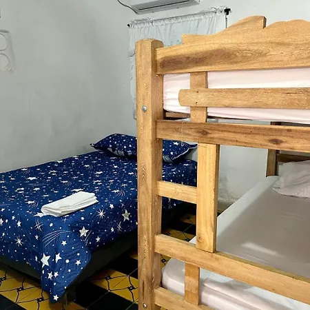 Hostal Mirador Del Mar Guest house *
